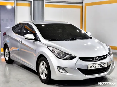 Hyundai Elantra (Avante)
