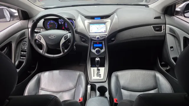 Hyundai Elantra (Avante)