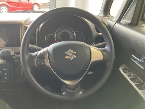 Suzuki Spacia Custom Z