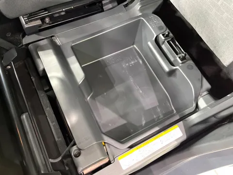 Toyota Pixis Mega