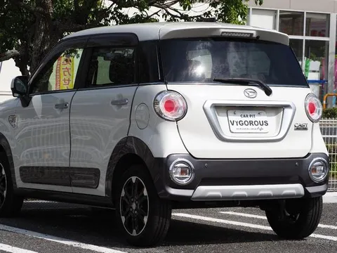 Daihatsu Cast