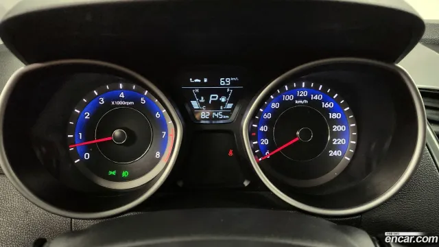 Hyundai Elantra (Avante)