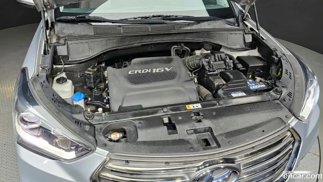 Hyundai Grand Santa Fe (Maxcruz)