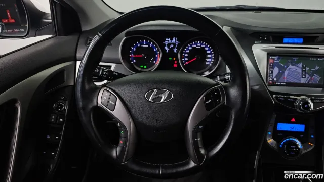 Hyundai Elantra (Avante)