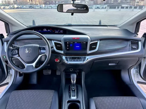 Honda Jade