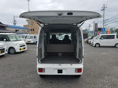 Nissan Clipper