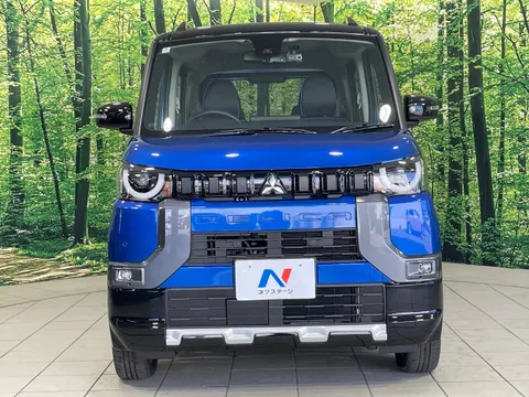 Mitsubishi Delica Mini
