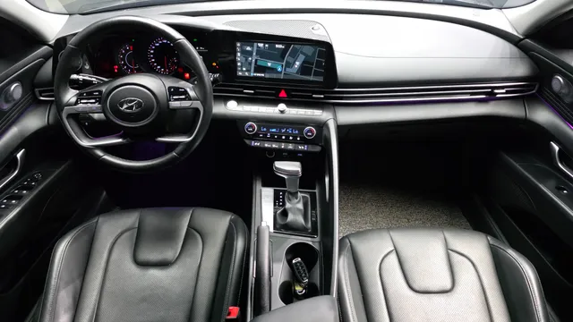 Hyundai Elantra (Avante)