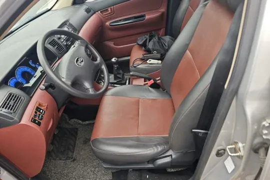 BYD F3