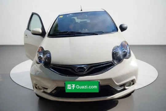 BYD F0