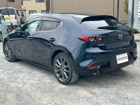 Mazda MAZDA3 Fastback