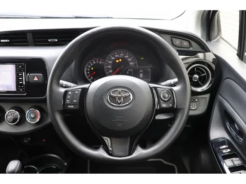 Toyota Yaris (Vitz)