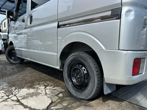 Nissan Clipper