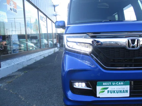 Honda N-BOX Custom