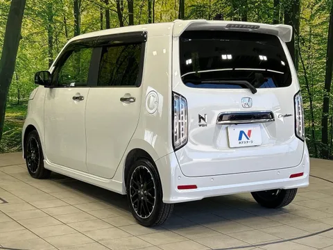 Honda N-WGN Custom