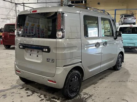 Suzuki Spacia Base