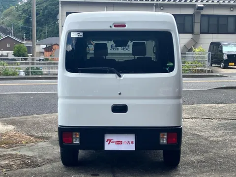 Nissan Clipper