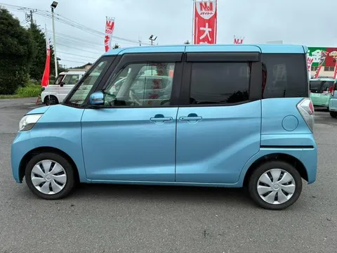 Mitsubishi eK Space
