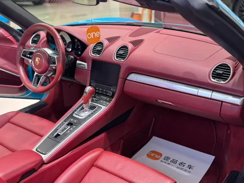 Porsche 718