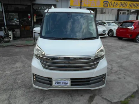 Nissan Dayz Roox