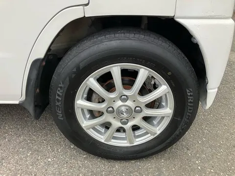 Mitsubishi Minicab Van
