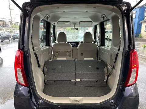 Mitsubishi eK Space