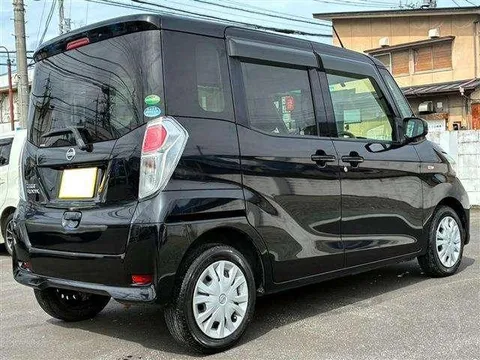 Nissan Dayz Roox