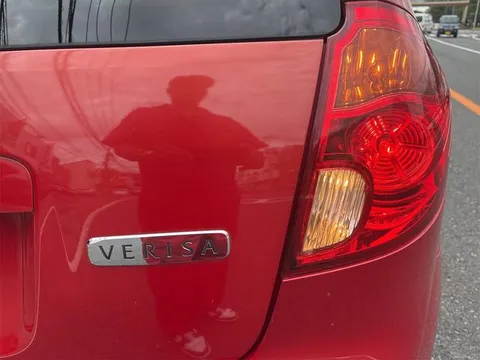 Mazda Verisa