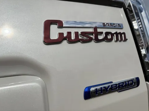 Suzuki Spacia Custom