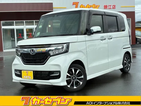Honda N-BOX Custom