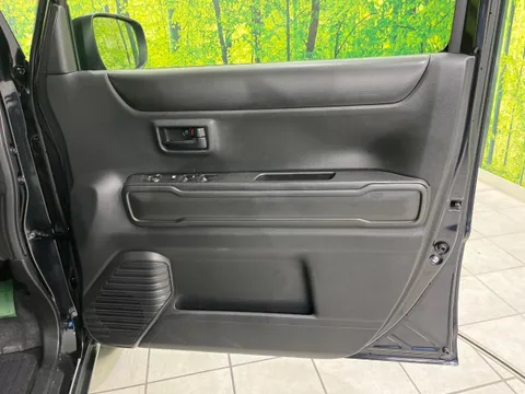 Mazda Flair Crossover