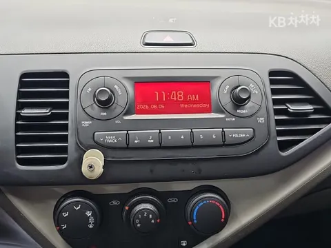 Kia Deluxe
