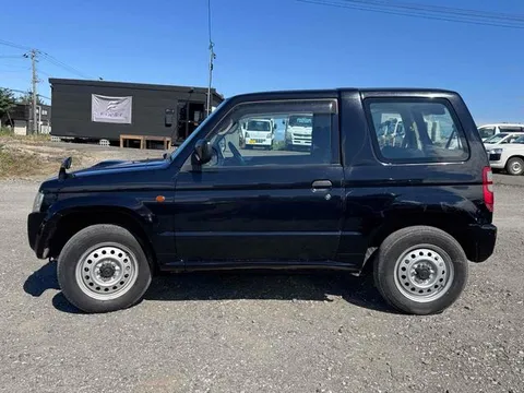 Nissan KIX
