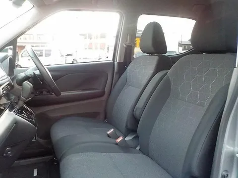 Mitsubishi eK X