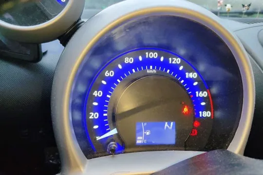 BYD F0