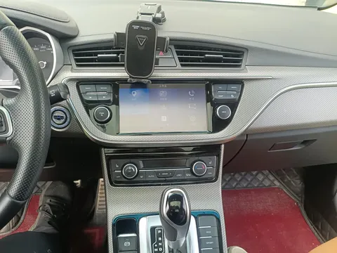 Geely Emgrand GS