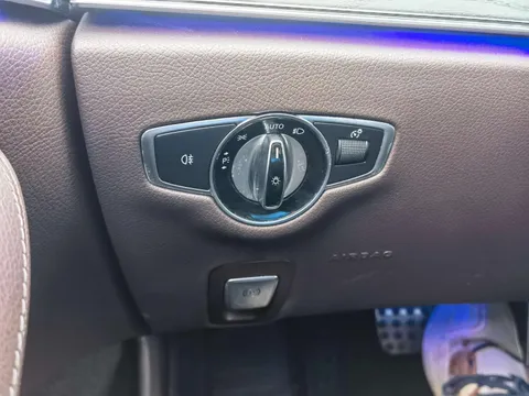 Mercedes-Benz Mercedes-Benz CLS