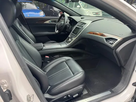 Lincoln MKZ