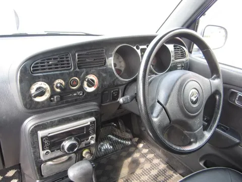 Daihatsu Mira Gino