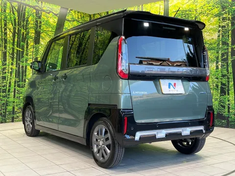 Mitsubishi Delica Mini