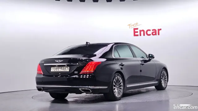 Genesis G90 (EQ900)