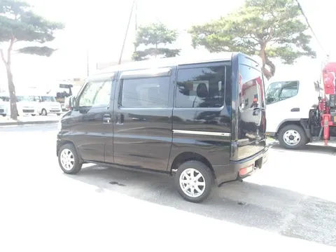 Mitsubishi Minicab Van