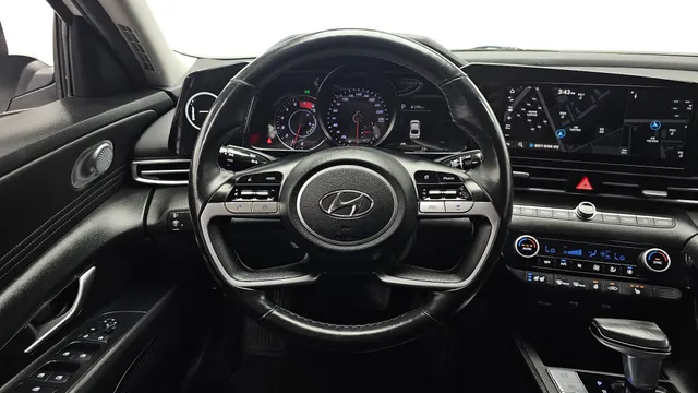 Hyundai Elantra (Avante)