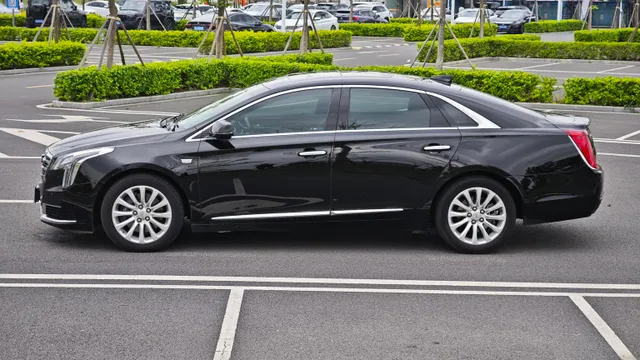 Cadillac XTS