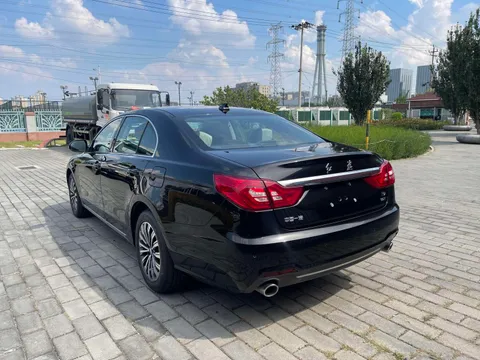Hongqi H7