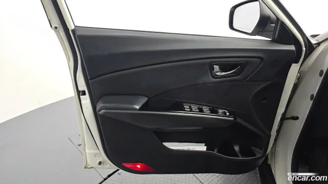 SsangYong Tivoli XLV (Tivoli Air)