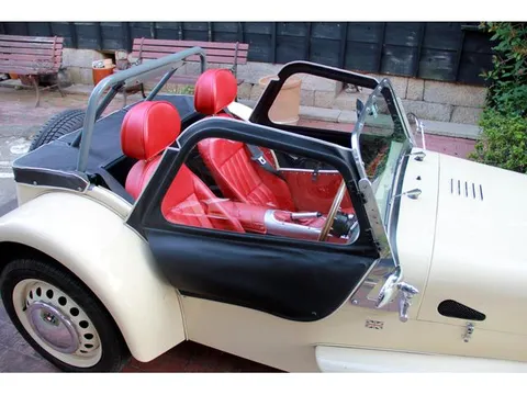 Caterham Seven 160