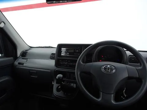 Toyota Pixis Van