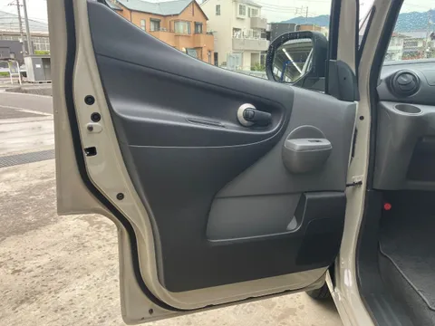 Nissan Vanette