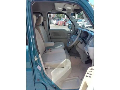 Nissan Clipper Rio